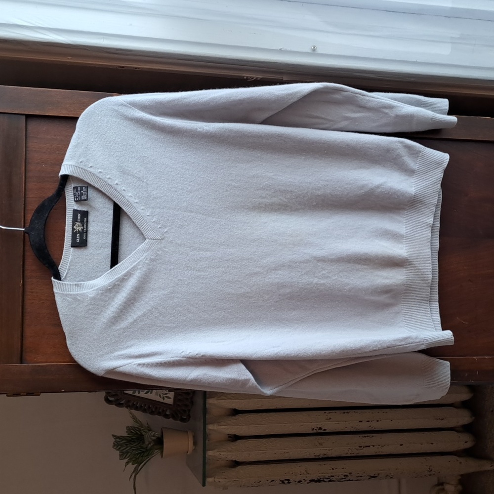 Glen Lyon Men's size S grey 100% cashmere v neck sweater